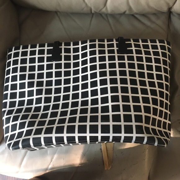 EUC KATE Spade Margareta Tote - Picture 6 of 14